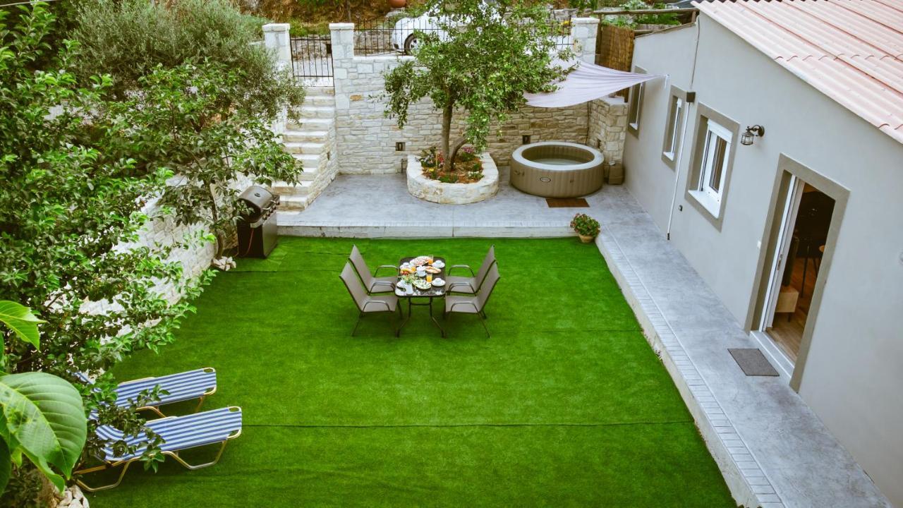 Ferienhaus Kares Dream House *